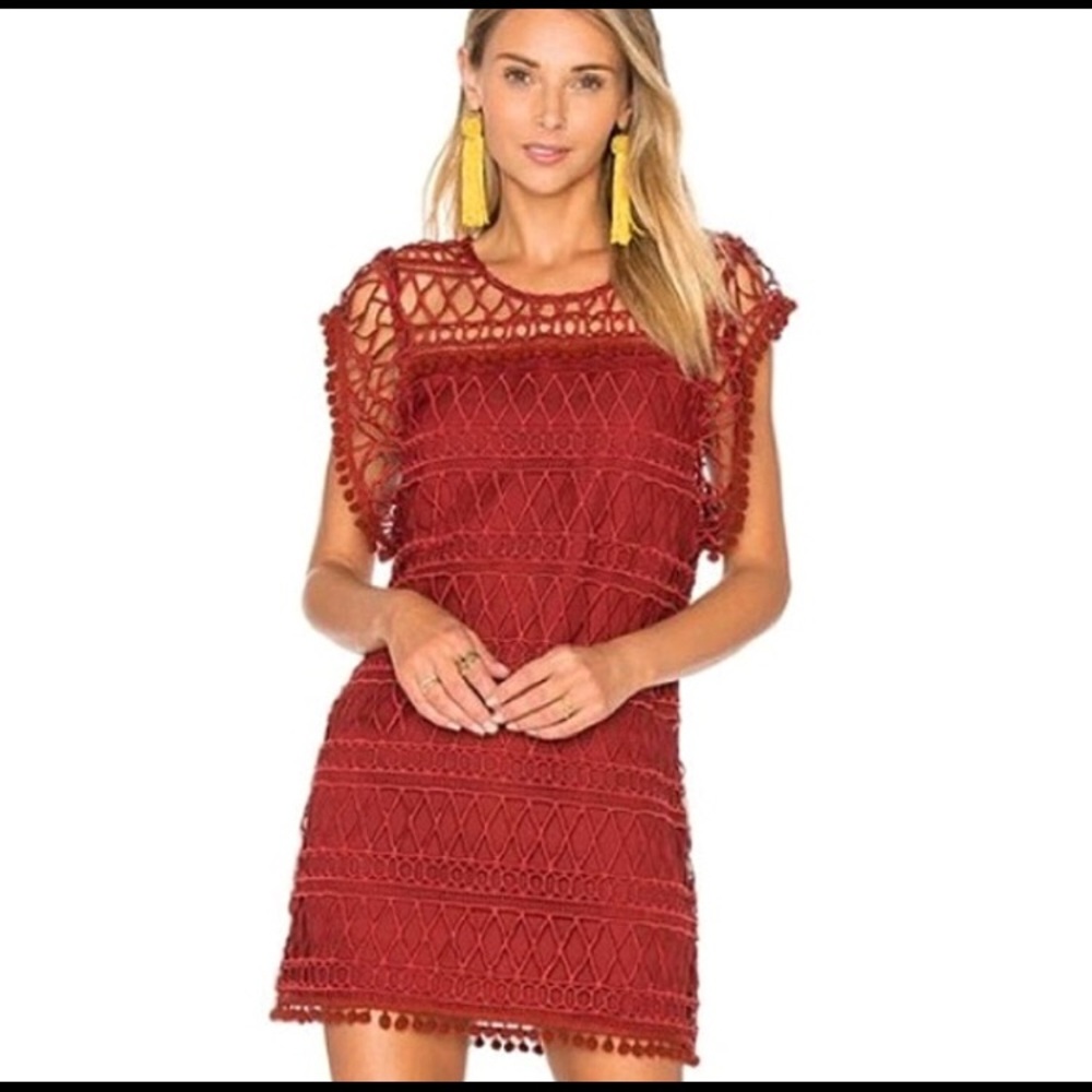 NWT- Tularosa “Clayton” tunic dress— cute for Fall or as a beach cover up!